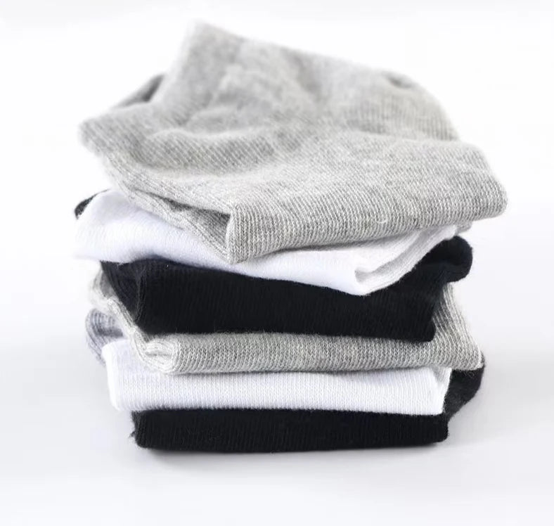 5/10/20 pairs of men's summer and autumn simple black and white solid color boat socks invisible socks men's ankle socks